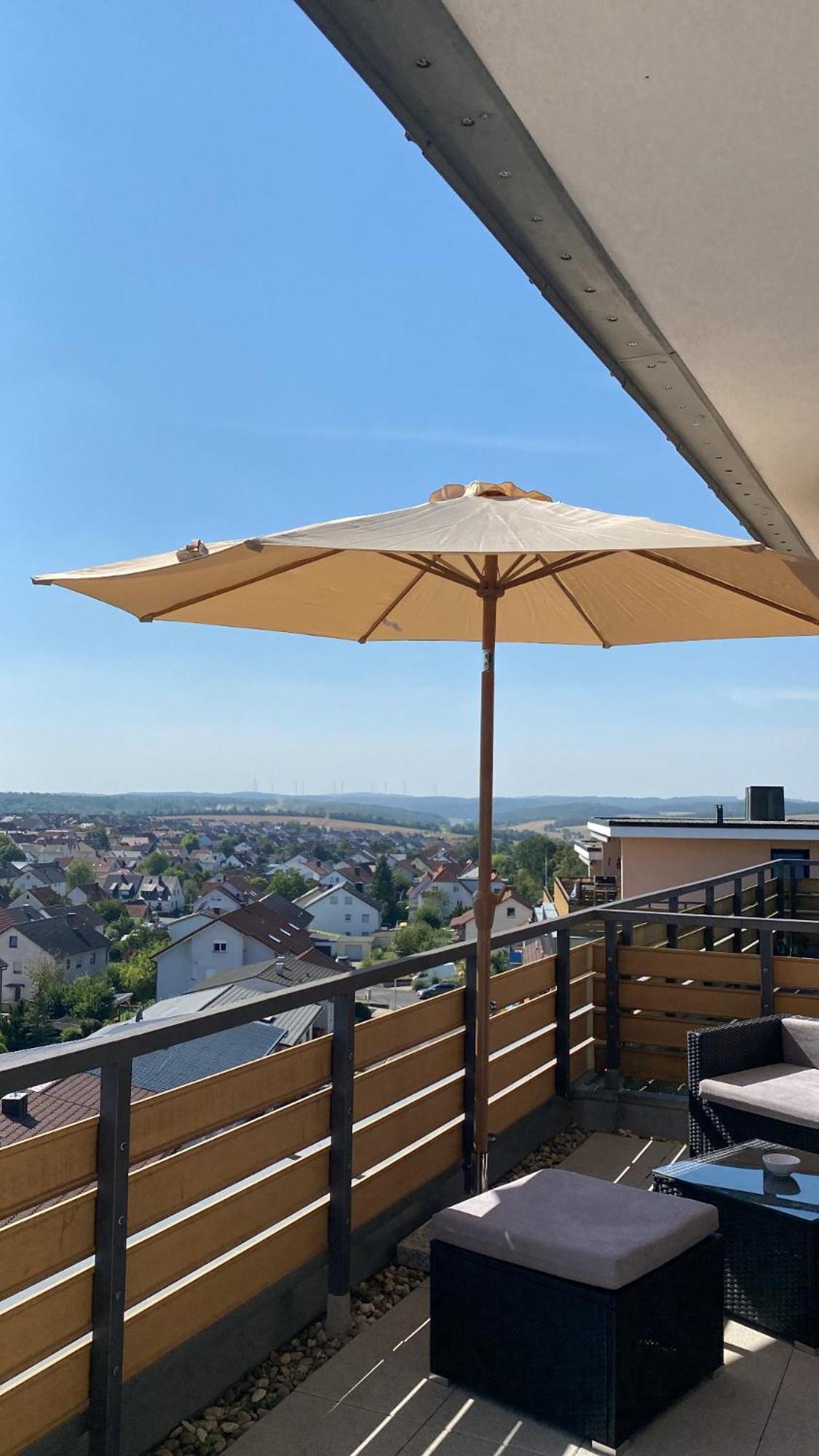 Apartment Little Penthouse Waldbuttelbrunn